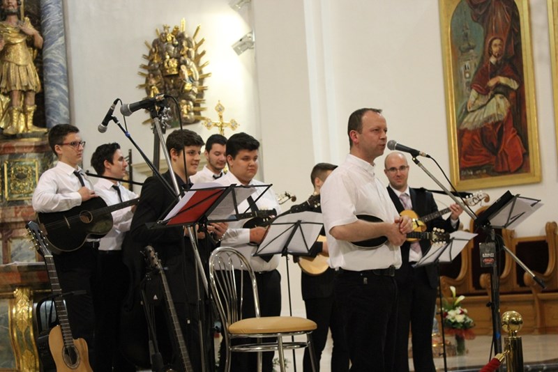 Humanitarni koncert uz promociju nosača zvuka