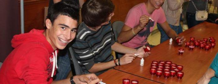 Mladi u Dubrovniku prodavali svijeće za Vukovar