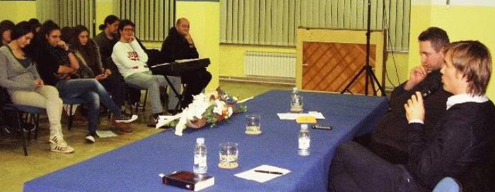 Dario Šimić na mjesečnoj tribini 