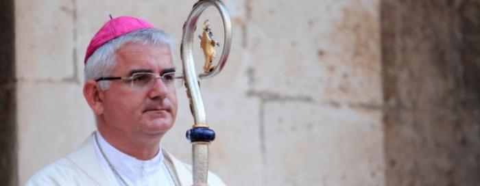 Božićna čestitka biskupa Uzinića