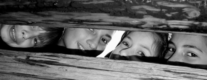 (VIDEO) Pogledaj prema gore - Look up