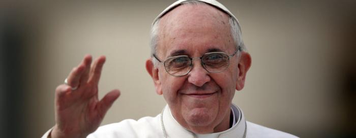 Papa Franjo će predvoditi misu za krizmanike