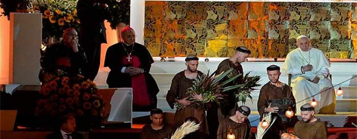 (VIDEO) Molitveno bdjenje mladih s Papom