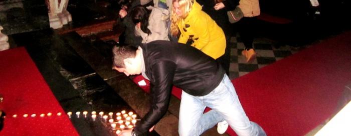 Mladi iz Rijeke na klanjanju u povodu Valentinova