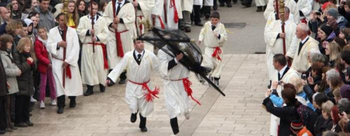 Najavljujemo planinarski križni put mladih Hvarsko-bračko-viške biskupije
