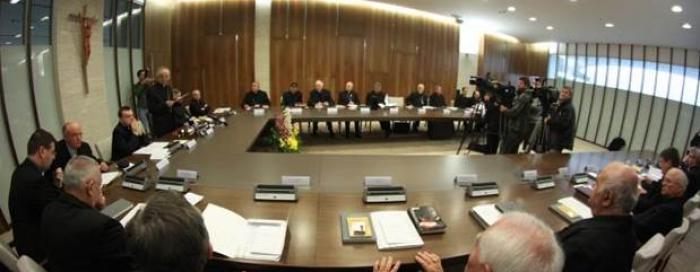 Priopćenje Stalnog vijeća HBK o referendumu