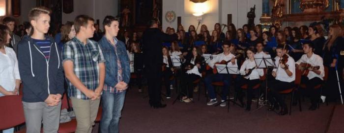 Slavlje učenika klasične gimnazije Fra Marijana Lanosovića