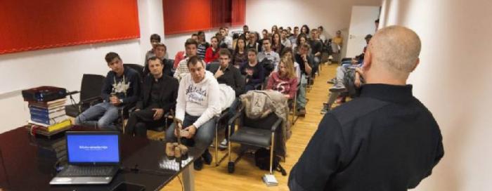 U Splitu započeo projekt      ˝Biblio-akademija˝