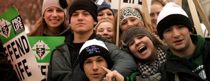 Mladi prosvjeduju na ulicama. Provjerite zašto!