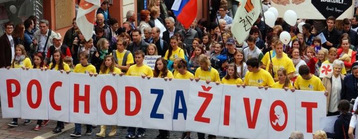 Klanjanje za uspjeh slovačkog referenduma o braku