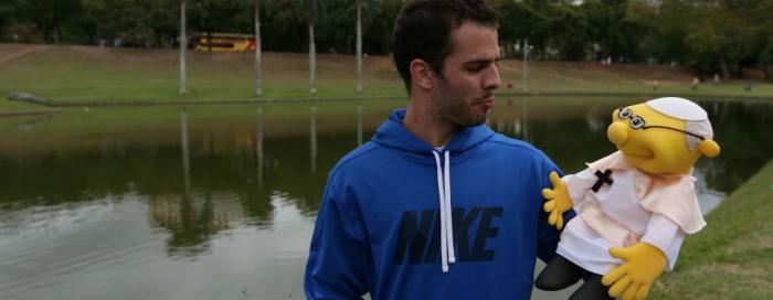 Plišanac s likom pape Franje stiže u dućane