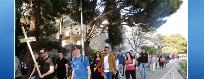 Križni put mladih Šibenske biskupije