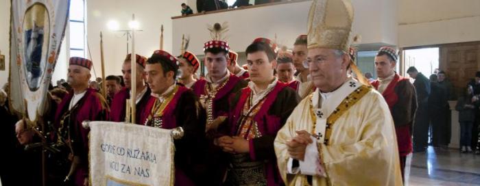 Čuvari Kristova groba u neretvanskim lađama u župi Vidonje