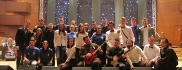 Na Uskrs festu premijerno izvedena himna mladih za susret s Papom u Sarajevu pod nazivom „Stopama mira“