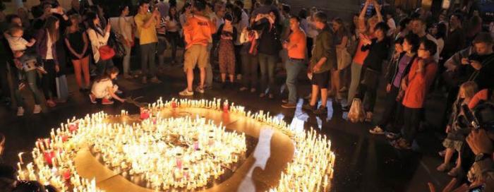 Molitva na Trgu: više tisuća ljudi na molitvenom okupljanju ‘Zapali svijeću za progonjene kršćane’