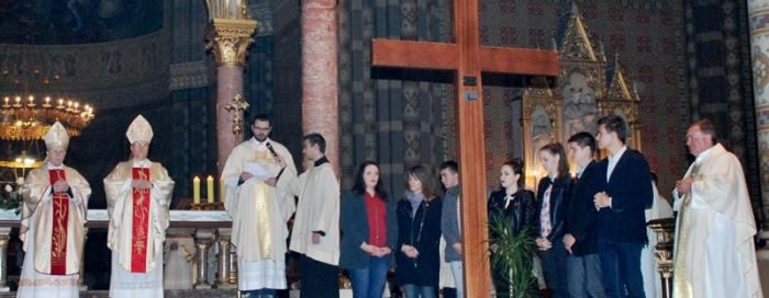 Đakovo: Obljetnica posvete katedrale i početak Hodočašća Križa SHKM