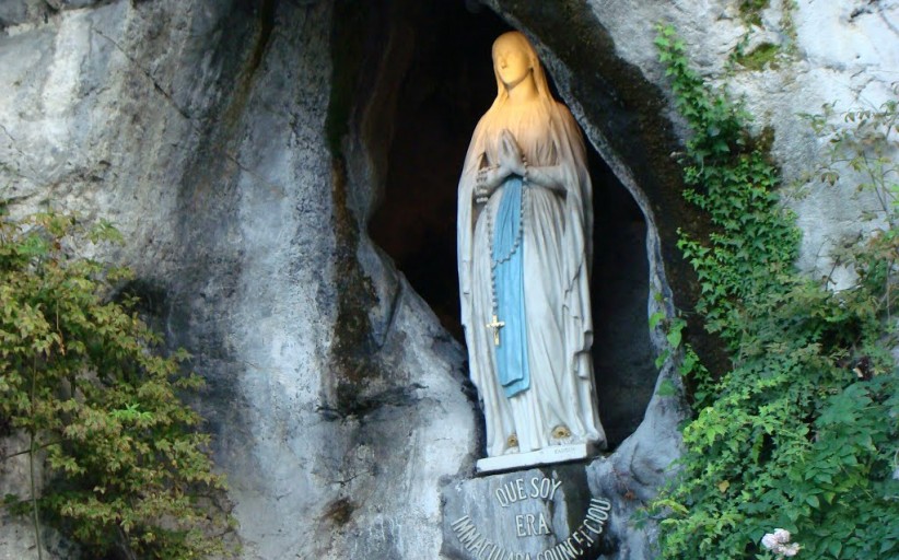 Gospa Lurdska