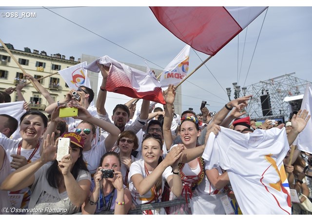 Papa Franjo mladima: Idite protiv struje i budite čedni!