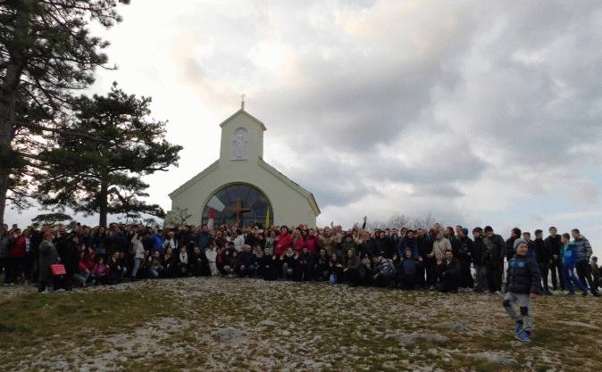 XII. riječki planinarski križni put u znaku Godine milosrđa