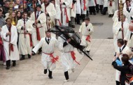 Stoljetna tradicija: Hvarani i ove godine u procesiji 