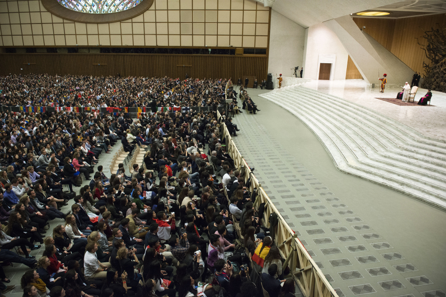 [VIDEO] Papa primio sudionike 