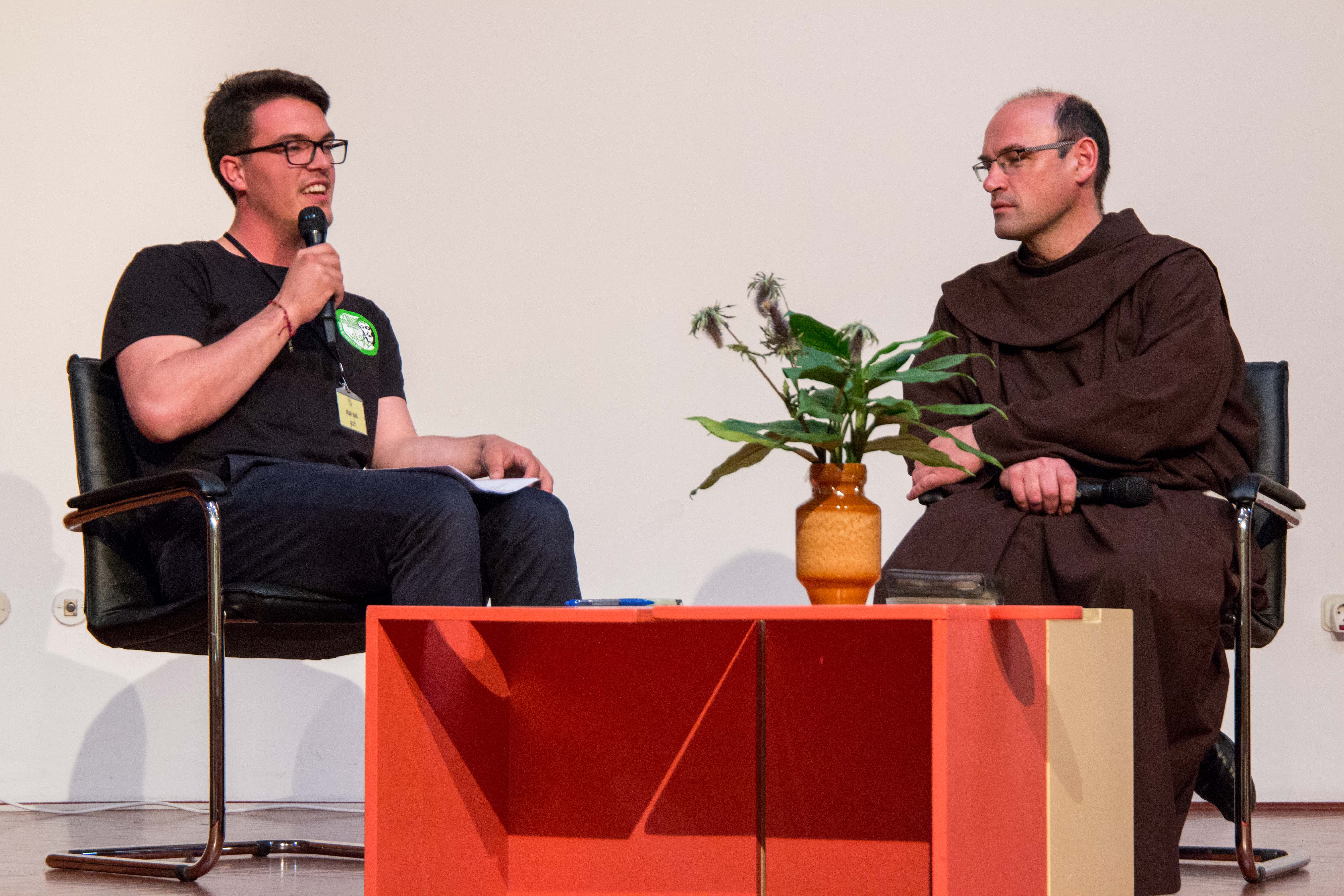 [VIDEO] Održan mjesečni susret mladih u Splitu na temu 'Žena: više od rebra?'