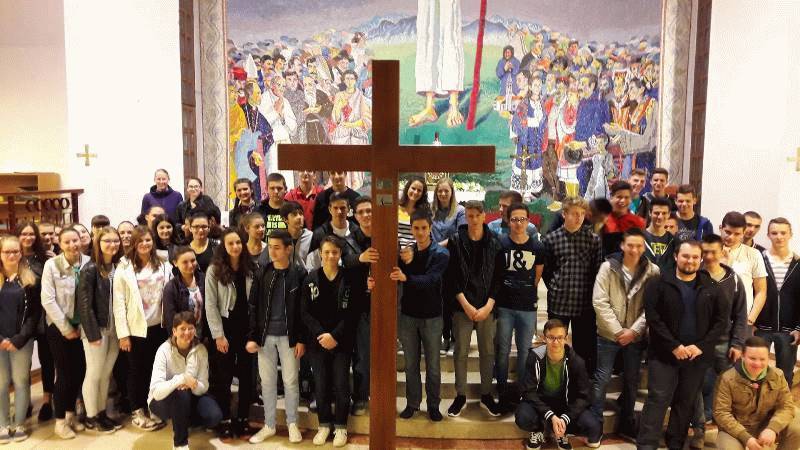 Križ SHKM-a u Đakovačkom dekanatu