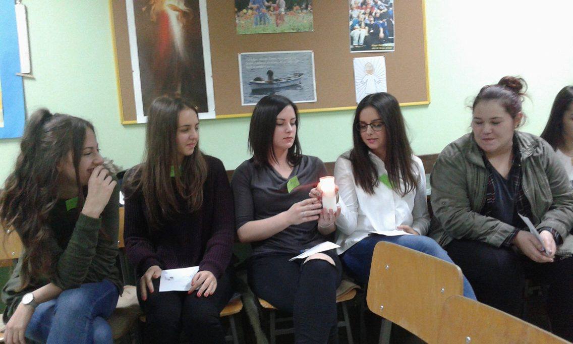 Mladi volonteri u Đakovu sa sestrom Meri