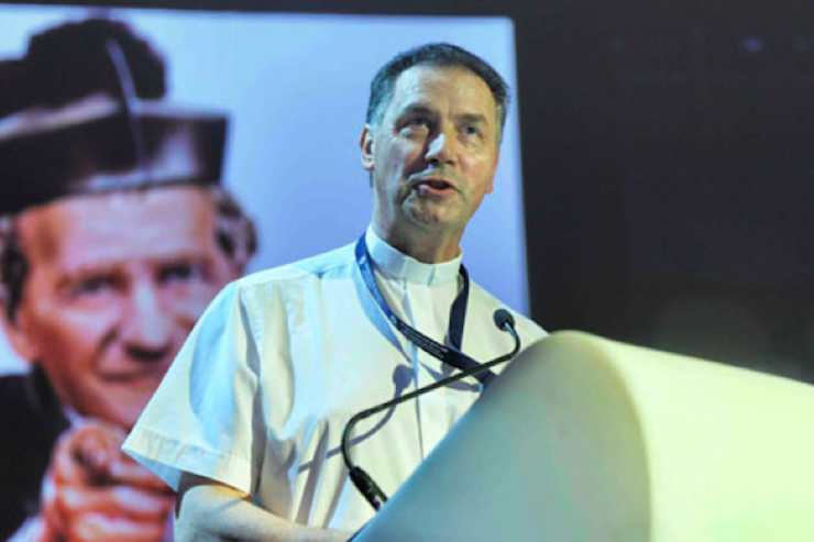 Poruka don Angela Fernandeza Artimea mladima