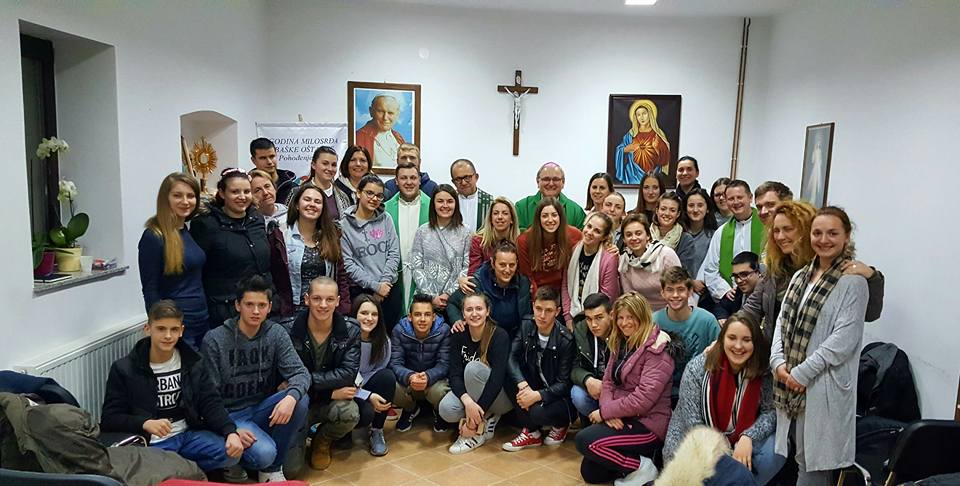 BAŠKE OŠTARIJE: Mladi sudjelovali na duhovnoj obnovi