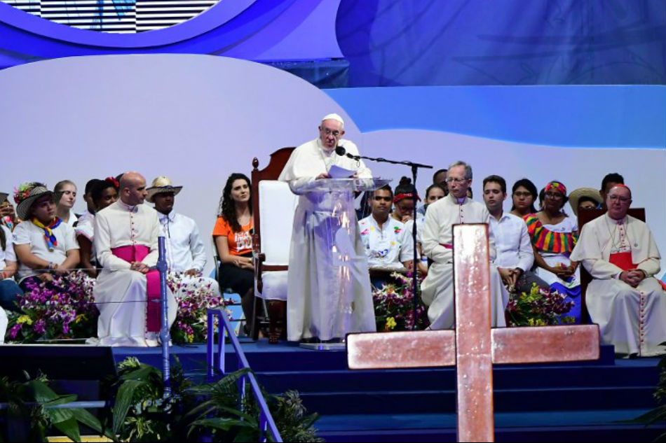 Papa: Isusova se Kalvarija nastavlja i danas u ravnodušju društva